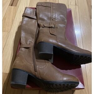 Merona Leather Women's Knee-High Boots - Brown - Size 9 Zip EUC Clean